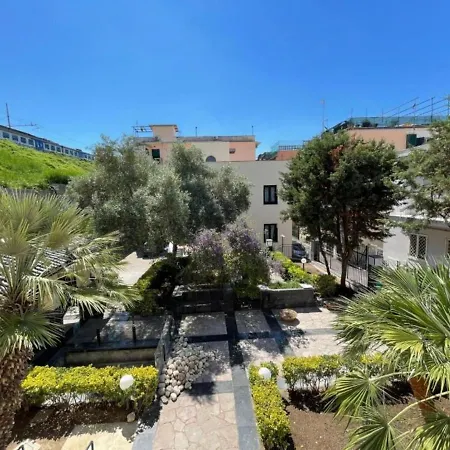 Boutique Palazzo Donna Iulia 3* Pozzuoli